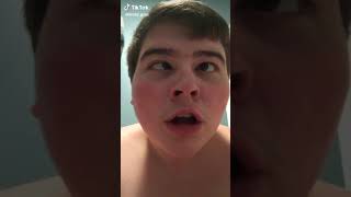 My butt cheeks jiggle when I fart😂 tik tok