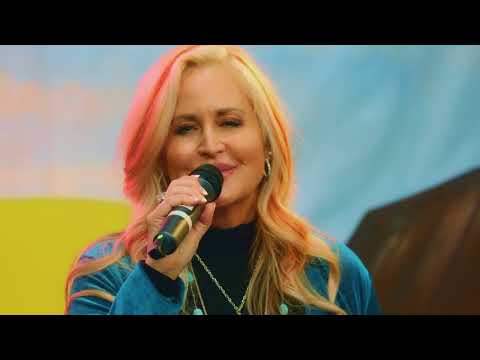 LISA DAGGS - "WELL WORN" (Recorded @ Texas Country Gospel Show)