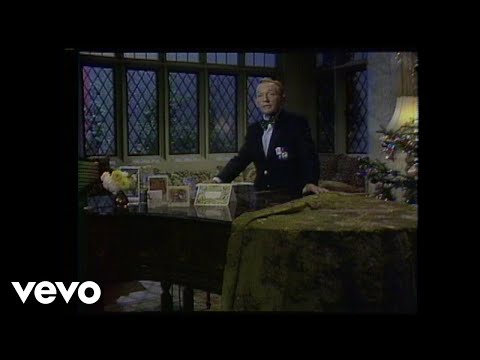 Bing Crosby - White Christmas (From "Bing Crosby's Merrie Olde Christmas")