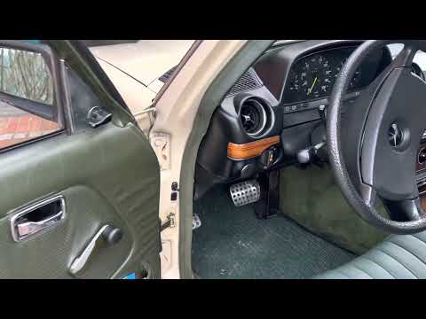 Mercedes-Benz                                             123T – Modell Fahrer und Beifahrer Sitz￼