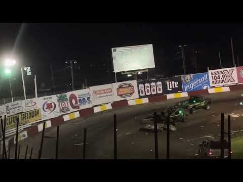 World Famous Figure 8 Trailer Race (total mayhem, 3-3) 8-6-2022 at Rockford Speedway