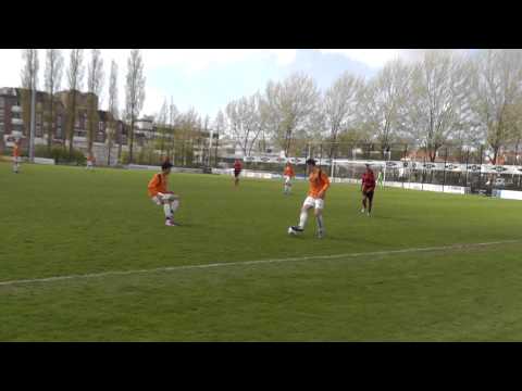 4 mei 2013 Olympia A1 - VV De Meern A1 com 0-4 Stukje theater van Tim