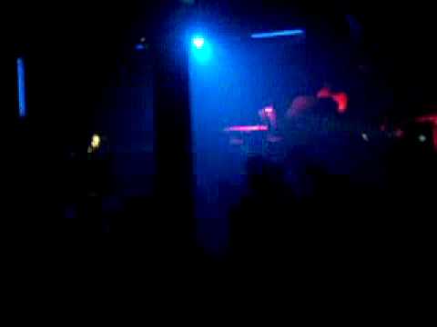 ik ben je bitch niet 17 MEI 08