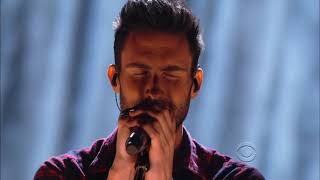 Maroon 5 - Out Of Goodbyes (Live 2010)