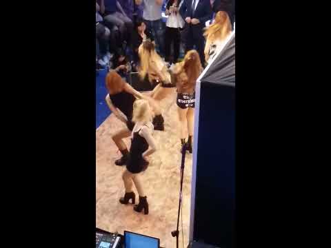 [HD Fancam] 160925 HyunA - How's This? (Hong Kong A'wesome Fansign Meeting at Windsor)