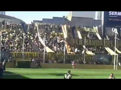 La Gloriosa de Villa Mitre callando a olimpo en su cancha ;)