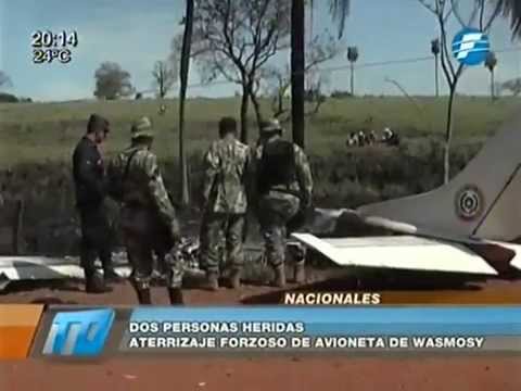 Avioneta de Wasmosy cayó sobre una mujer y niña en moto- 12/08/2015