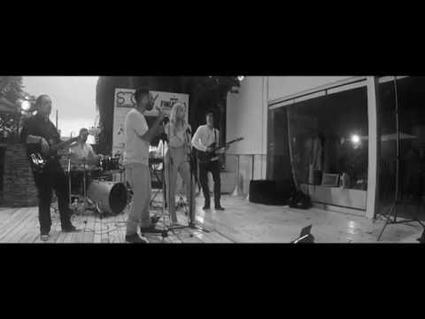 Xonia and Anthony Icuagu - My Beautiful One and S&M (Mashup Live)