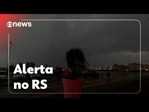 Dia vira noite no sul do RS com chegada de forte temporal