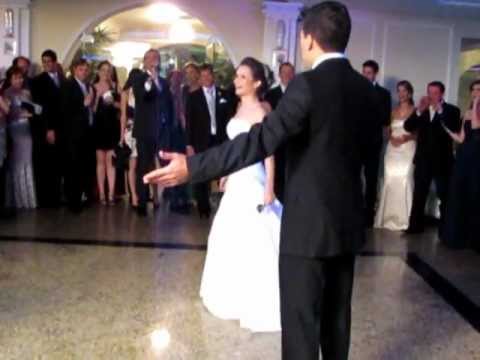Valsa Casamento + Gangnam Style - Carol e Diego