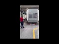 Přehrát video