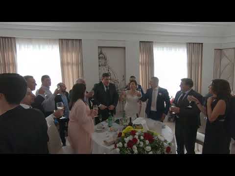 Animazione Matrimoni Travolgente - Divertimento ai Tavoli - Villa Clodia Francesco Barattucci