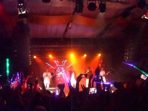 LEDApple - All Members Singing