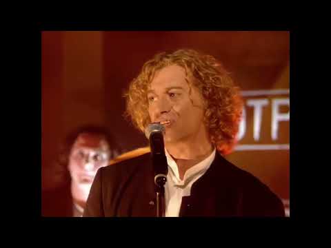 Mike & The Mechanics - A Beggar On A Beach Of Gold (Top Of The Pops 22/06/95)
