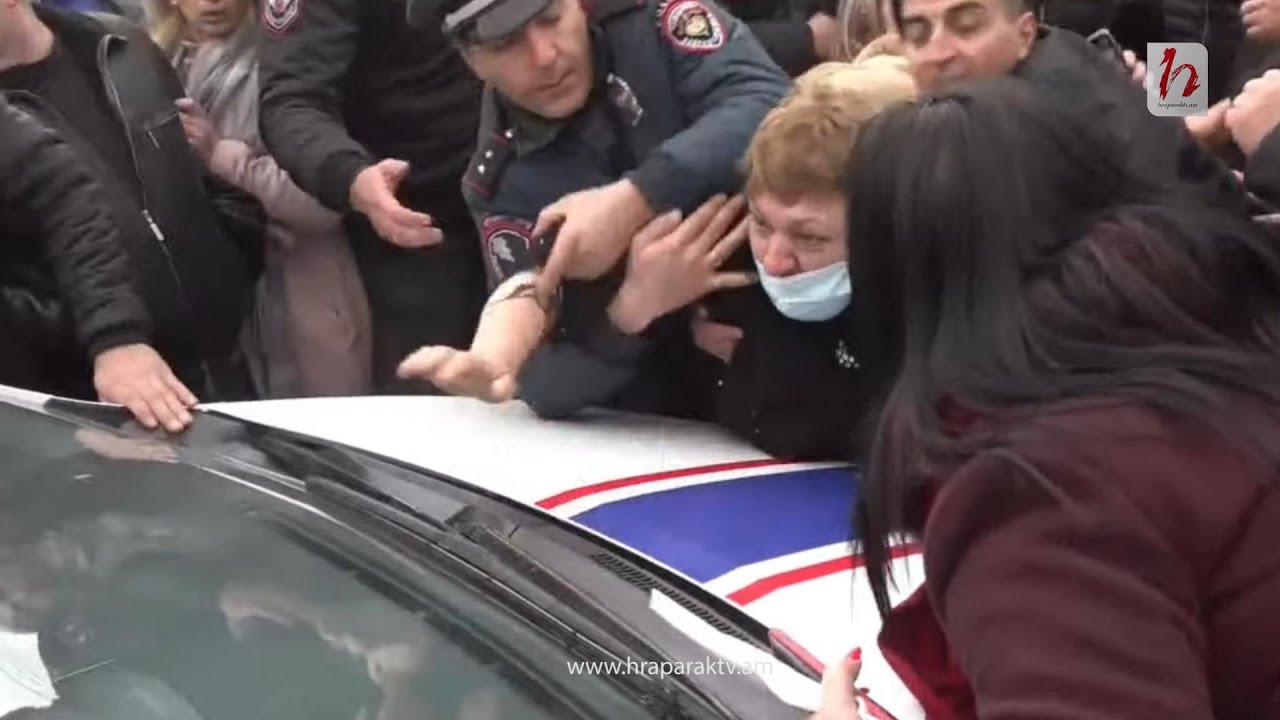 Լարված վիճակ Փարաքարում. ուղիղ