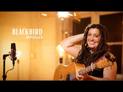 Unplugged : Blackbird (Cover) by Kelly Brouhaha