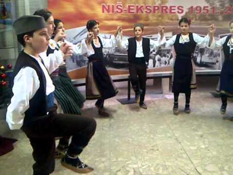 Crkveni igracki ansambl Branko Nis- Igre iz okoline Leskovca