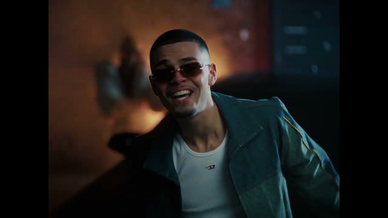  mit dem Titel 'Without You' / Video ((jetzt ansehen))