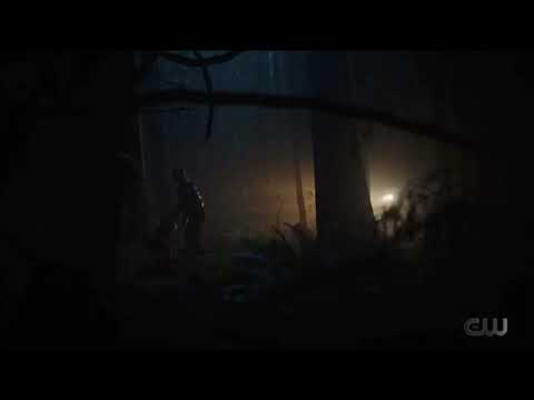 Riverdale 5x09 Betty is point the gun at TruckerBoy69 She had call form Jughead about missing kid.