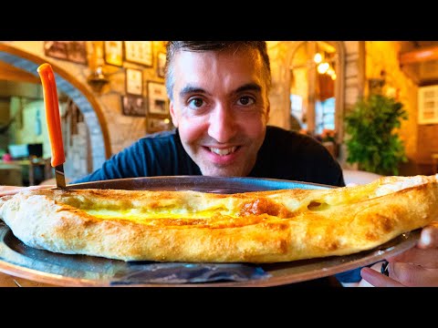 Where To Eat In Trabzon Turkey: MASSIVE 1920s Pide Bakery!
