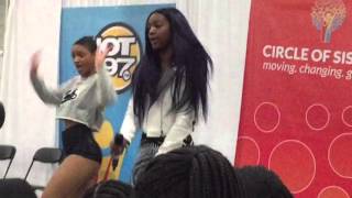Justine Skye perforrms &#39; Im Yours &#39; live at  Circle Of Sisters 2015