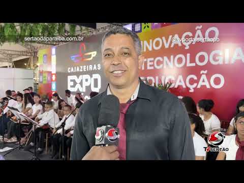 Jovens de Monte Horebe encantam público com apresentação musical na Expo Cajazeiras
