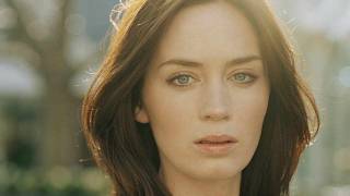 Emily Blunt🔥 Bikini, Nylon, Lingerie, Bodysuit, Mini Skirt, Stockings, Pantyhose, Tights