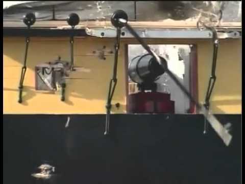 Brig Niagara: Live firing of the cannons