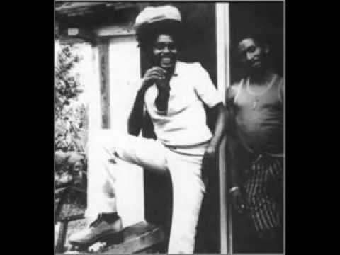 chase vs max romeo   chase the devil dnb version (432 hz)