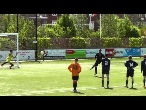 23 april 2016 VV De Meern A2 - PVC A1 com 9-1 Doelpunt Max uit penalty (9-0)