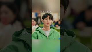 What jealousy looks like vs how it actually feels 😫🔥 #kdrama #lovelyrunner #byeonwooseok #shorts