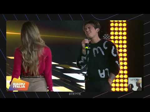 Federico Rossi y Ana Mena -  Sol y mar [Live]