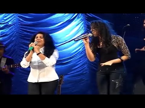 Caminheiro do Pai Eterno com as Irmãs Freitas - Show André e Andrade