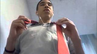 [花邊] 小白說他看Tatum的影片學打領帶