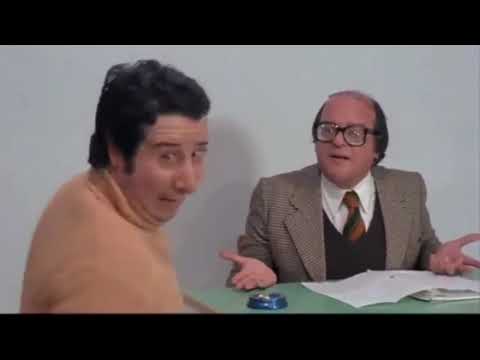 IL PASSERO SOLITARIO - L'insegnante va in collegio