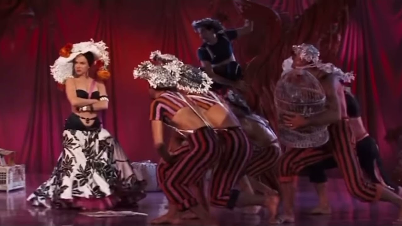 Marilyn Monroe Heatwave performance