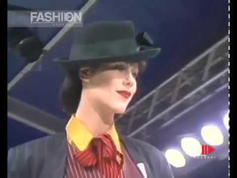 BETTY JACKSON Fall 1988/1989  New York - Fashion Channel