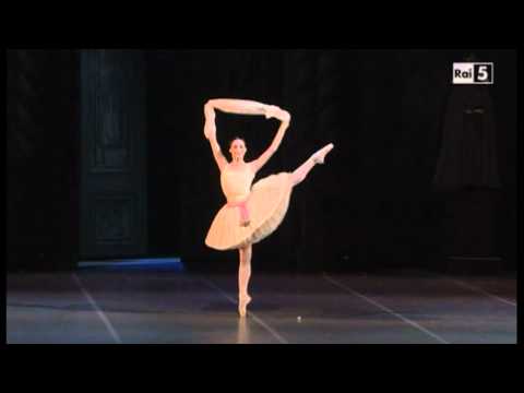 Raymonda - I Act - Raymonda Variation, pas de châle - Novikova