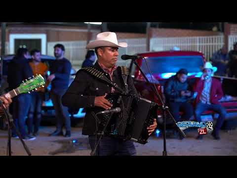 Los Elementos De Culiacan - El C4zador (En Vivo 2022)