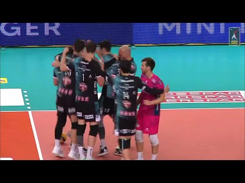 Pallavolo Padova vs. Valsa Group Modena - VBW - SuperLega - Match Highlights