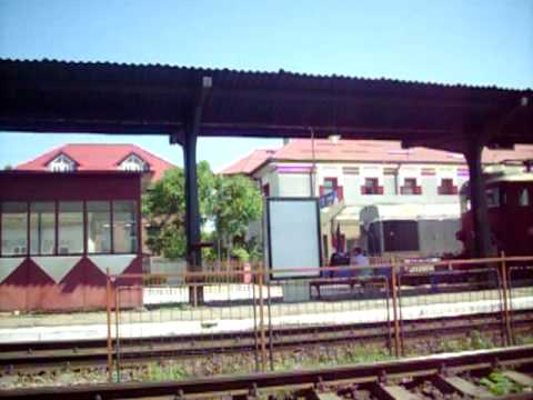 Sosire Tren Personal In Gara Buzau.mpg