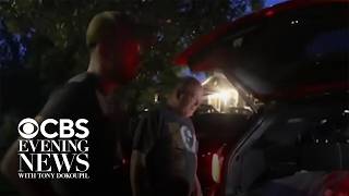 Download lagu Kind Wisconsin stranger helps rock band make it to their tour stop after car breaks down mp3