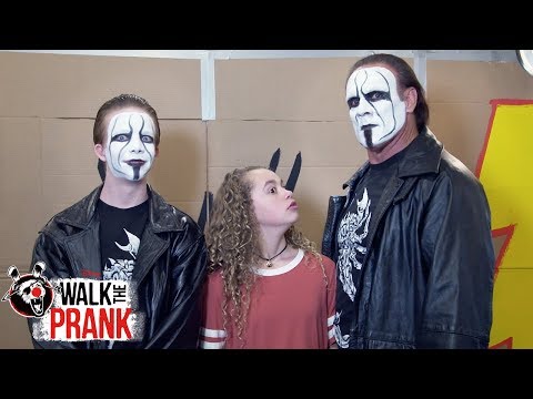 WWE Legend: Sting | Walk the Prank | Disney XD