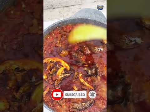 Watch what Lateef Adedimeji did to Bimpe Oyebade while she was cooking a delicious meal #shorts