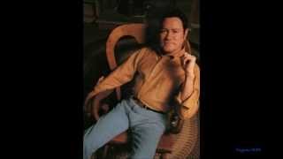 Lefty Frizzell... "That's the Way Love Goes"  1973 (with Lyrics)