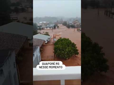 Guaporé em Rio Grande do Sul enchente forte