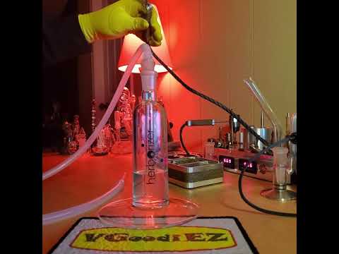 Supreme V6 with Herborizer Bubbler