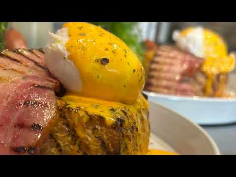 1日3組限定の温泉宿で絶景を目の前に朝食を