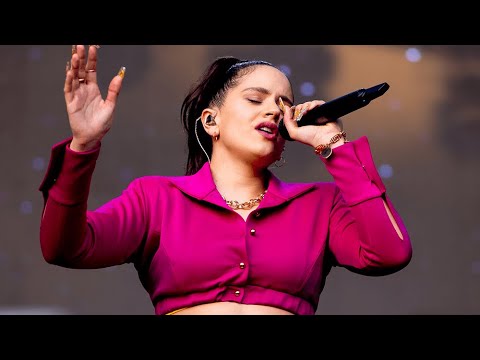 ROSALÍA - DE AQUÍ NO SALES | Live Lollapalooza (Chile)
