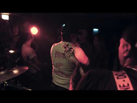 WASTE MANKIND- UPSET THE SYSTEM EN VIVO 2017 HD